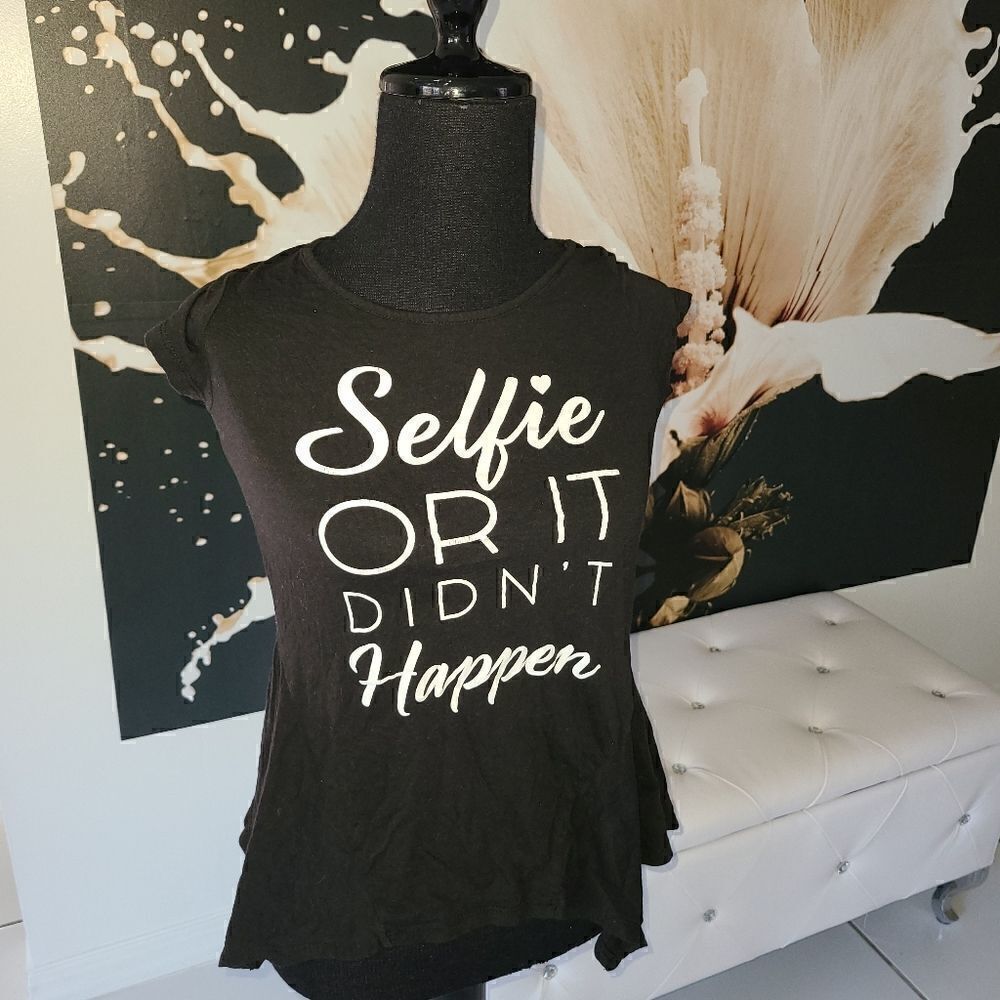 Selfie tee shirt   